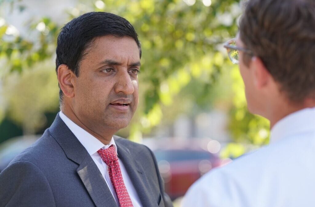 Ro Khanna Backs Trump’s Iran Ceasefire Deal: ‘Democrats Should Support It’